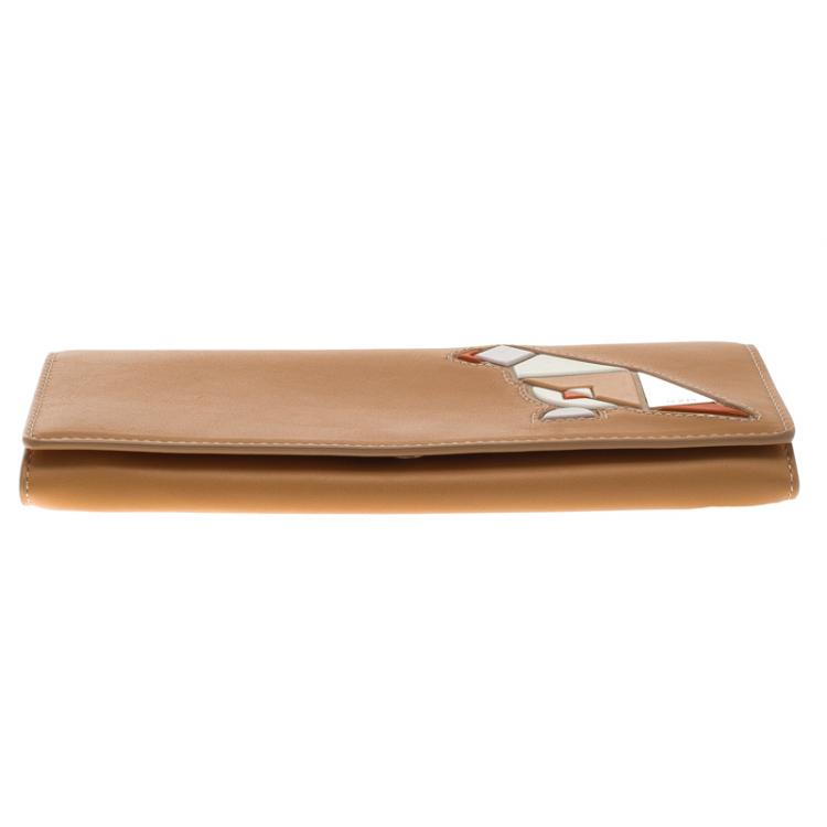 Pre Owned Tod's Beige Leather Radar Detail Long Wallet