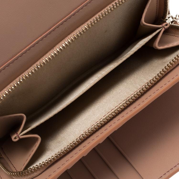 Pre Owned Tod's Pink leather Brooch Wallet