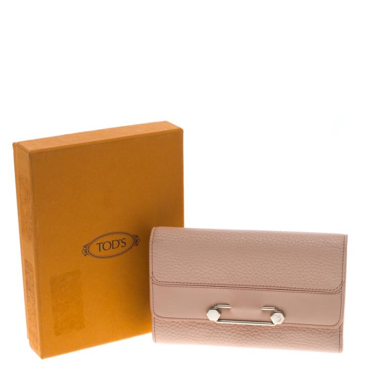Pre Owned Tod's Pink leather Brooch Wallet