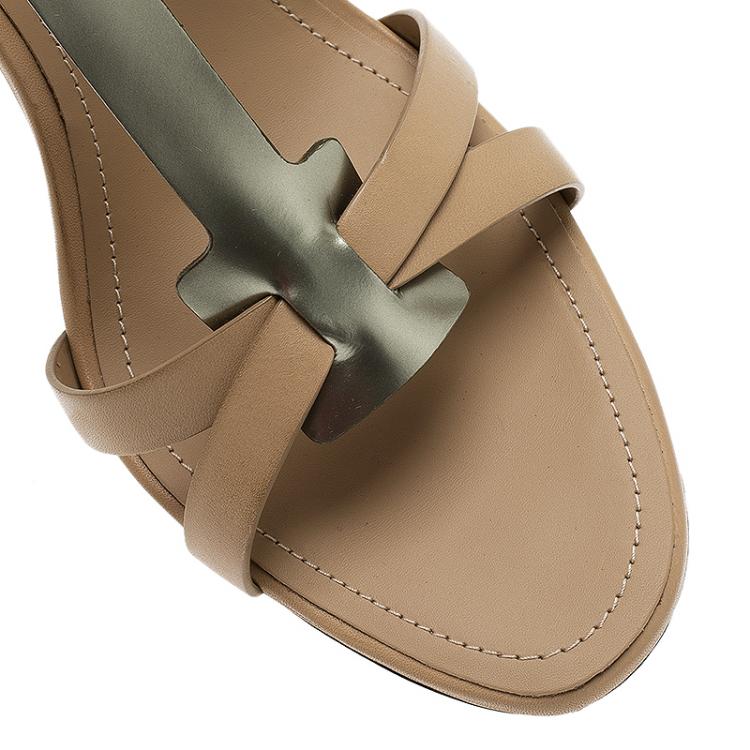 Pre Owned Tod's Beige Leather and Metallic T-Strap Sandals Size 41