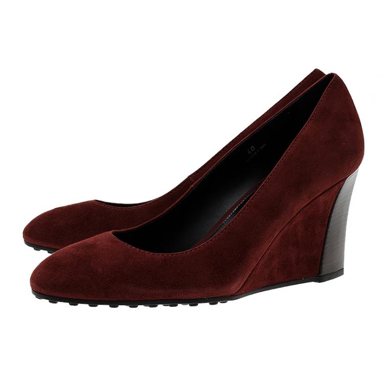 Pre Owned Tod's Maroon Suede Wedge Pumps Size 40
