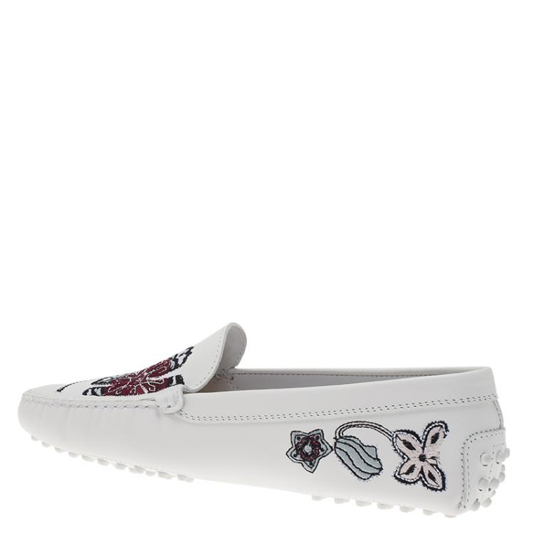 Pre Owned Tod's White Leather Floral Embroidered Loafers Size 38