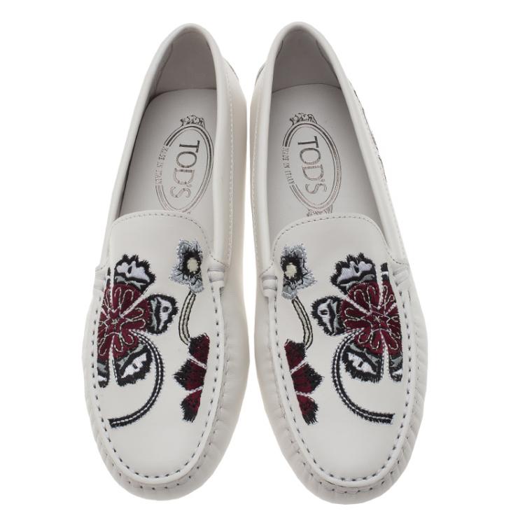 Pre Owned Tod's White Leather Floral Embroidered Loafers Size 38