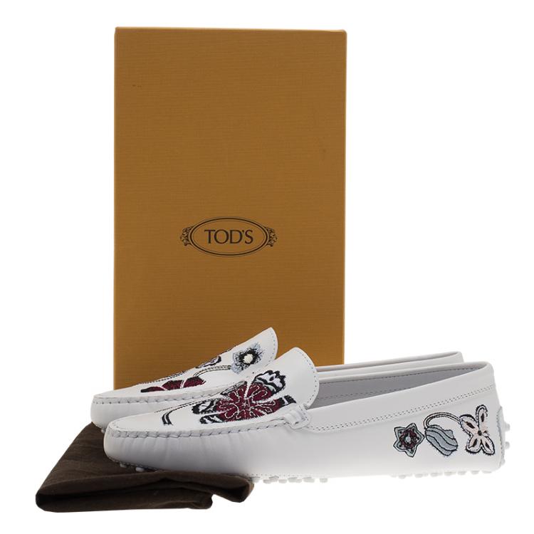 Pre Owned Tod's White Leather Floral Embroidered Loafers Size 38
