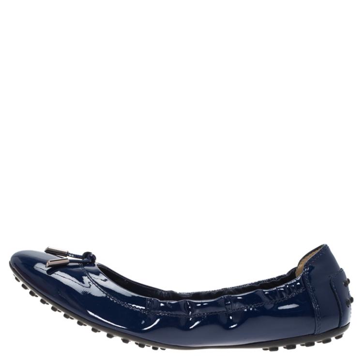 Pre Owned Tod's Blue Patent Dee Ballet Flats Size 39