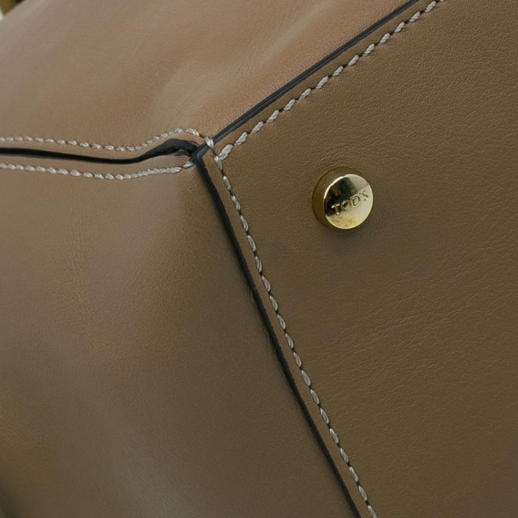 Pre Owned Tod's Beige Leather Small CC Zip Tote Bag