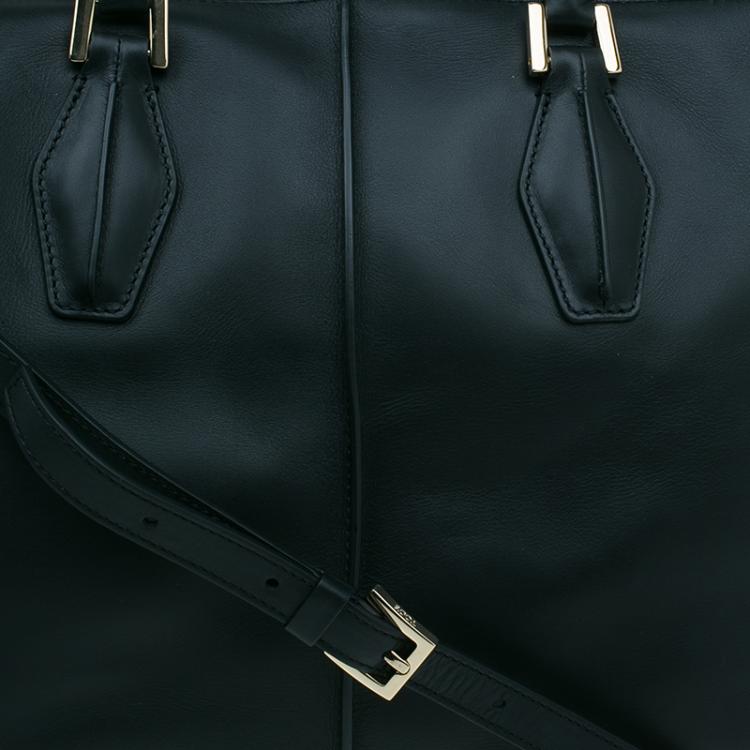 Pre Owned Tod's Black Leather Small CC Zip Tote Bag