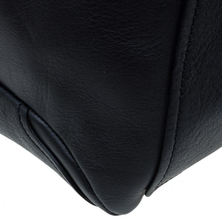 Pre Owned Tod's Black Leather D-Styling Manici Zip Satchel