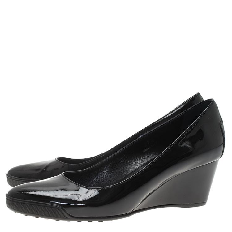 مملوكة مسبقًا Tod's Black Patent Wedge Pumps Size 37.5