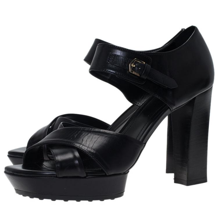 مملوكة مسبقًا Tod's Black Leather Criss Cross Mary Jane Sandals Size 38.5