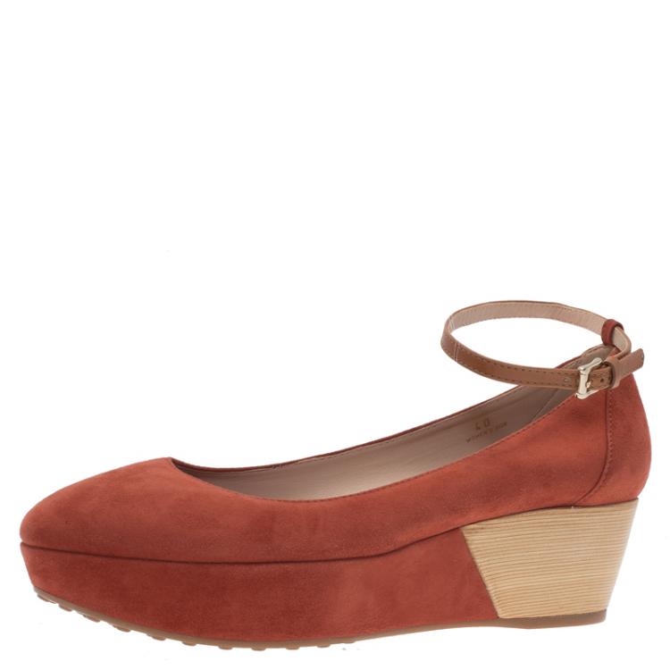 Pre Owned Tod's Brown Suede Ankle Strap Platform Wedge Pumps Size 40