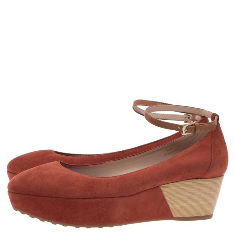 Pre Owned Tod's Brown Suede Ankle Strap Platform Wedge Pumps Size 40