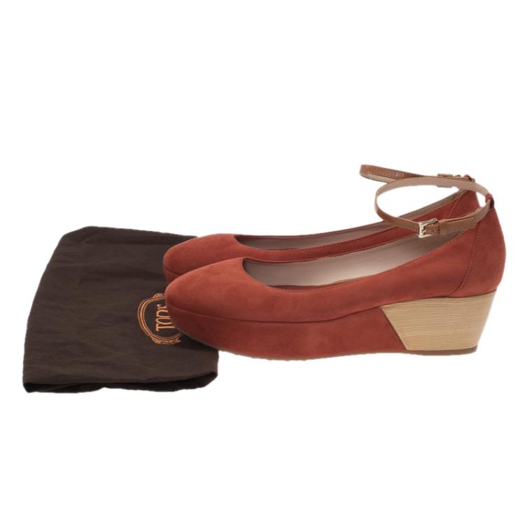 Pre Owned Tod's Brown Suede Ankle Strap Platform Wedge Pumps Size 40