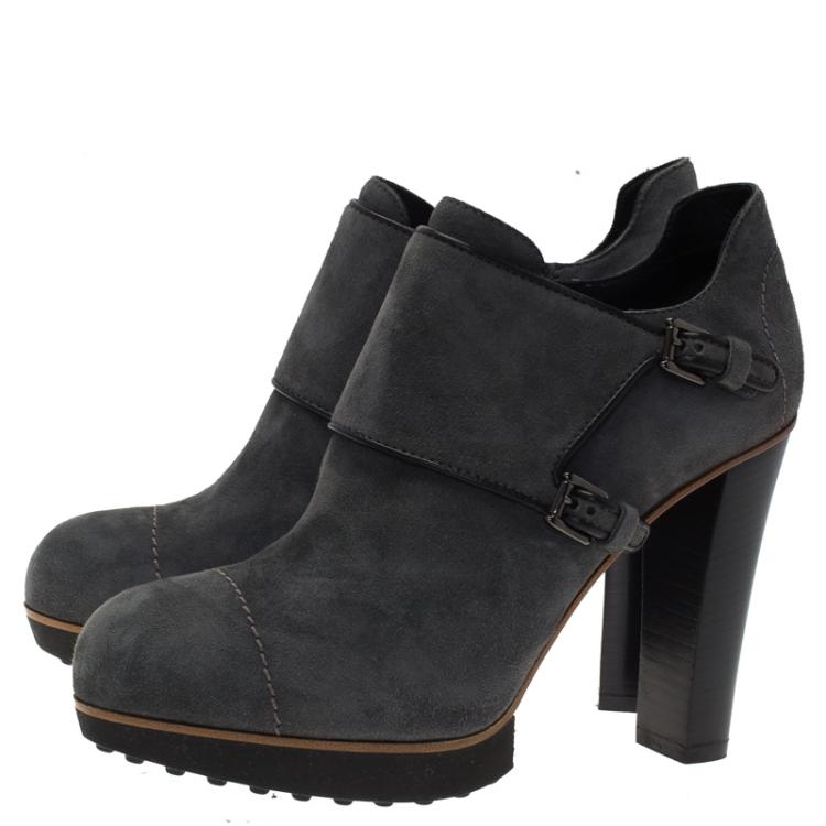 Pre Owned Tod's Grey Suede Ankle Boots Size 37.5