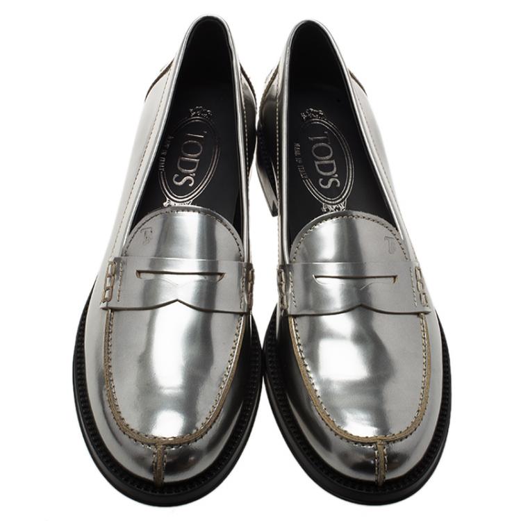 Pre Owned Tod's Silver Metallic Leather Penny Loafers Size 37.5