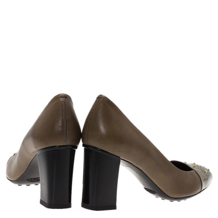 Pre Owned Tod's Brown Studded Cap Toe Leather Block Heel Pumps Size 35.5