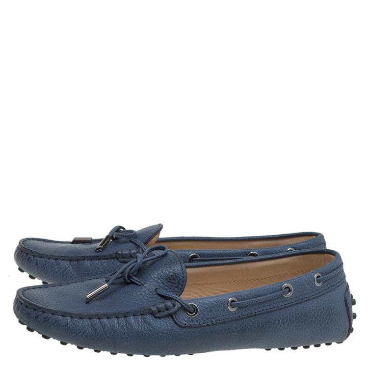 مملوكة مسبقًا Tod's Blue Leather Bow Loafers  Size 38.5