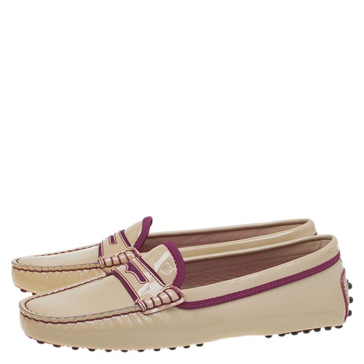 Pre Owned Tod's Beige Patent Leather Penny Loafers  Size 38