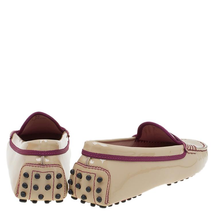 Pre Owned Tod's Beige Patent Leather Penny Loafers  Size 38