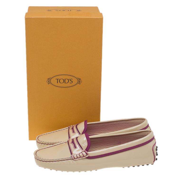 Pre Owned Tod's Beige Patent Leather Penny Loafers  Size 38