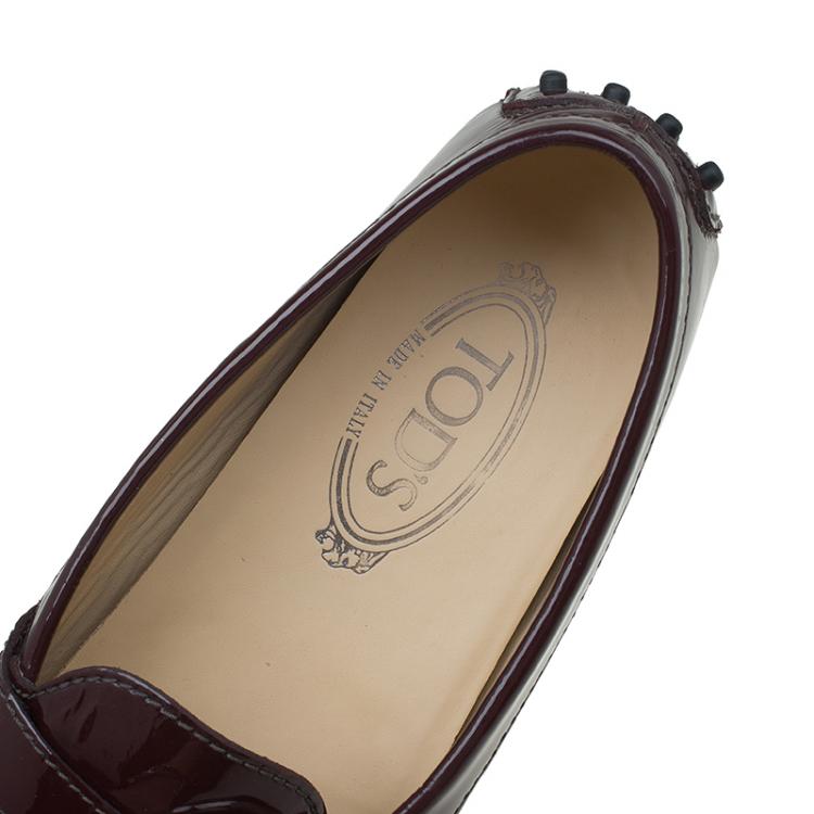 Pre Owned Tod's Burgundy Patent Loafers Size 38