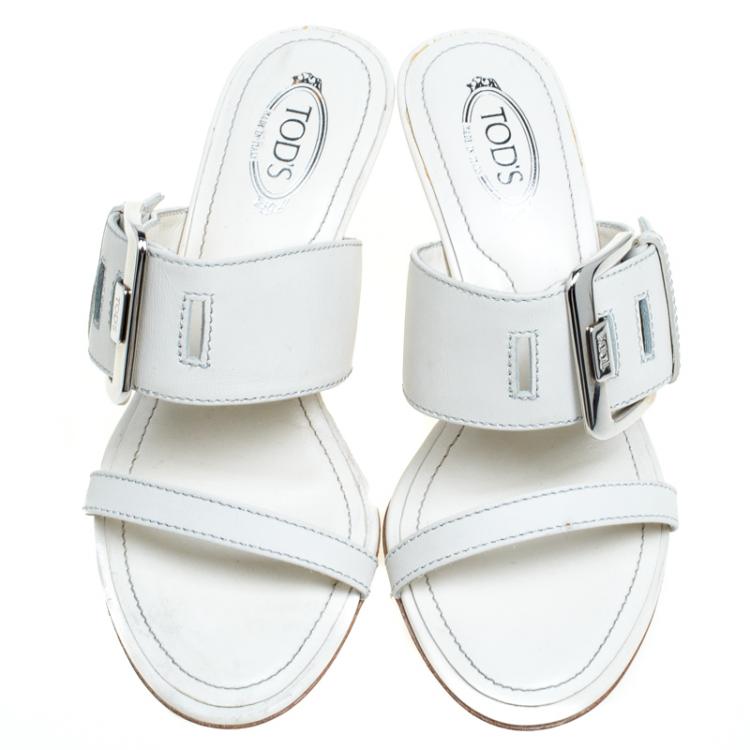 Pre Owned Tod's Off White Leather Buckle Accented Slides Sandals Size 35