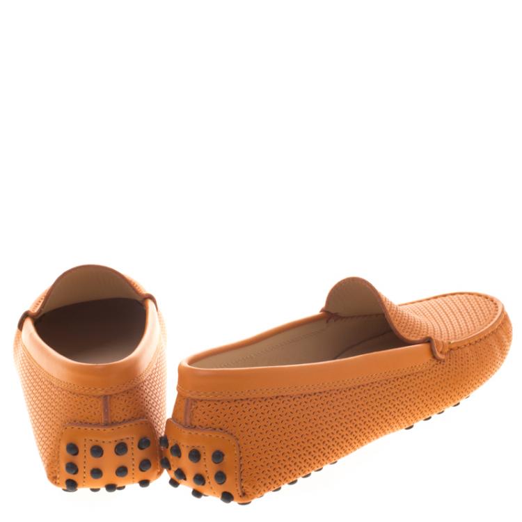 مملوكة مسبقًا Tod's Orange Perforated Leather Loafers Size 36.5