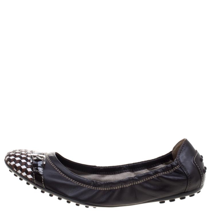 Pre Owned Tod's Two Tone Leather Buckle Detail Ballet Flats Size 38.5