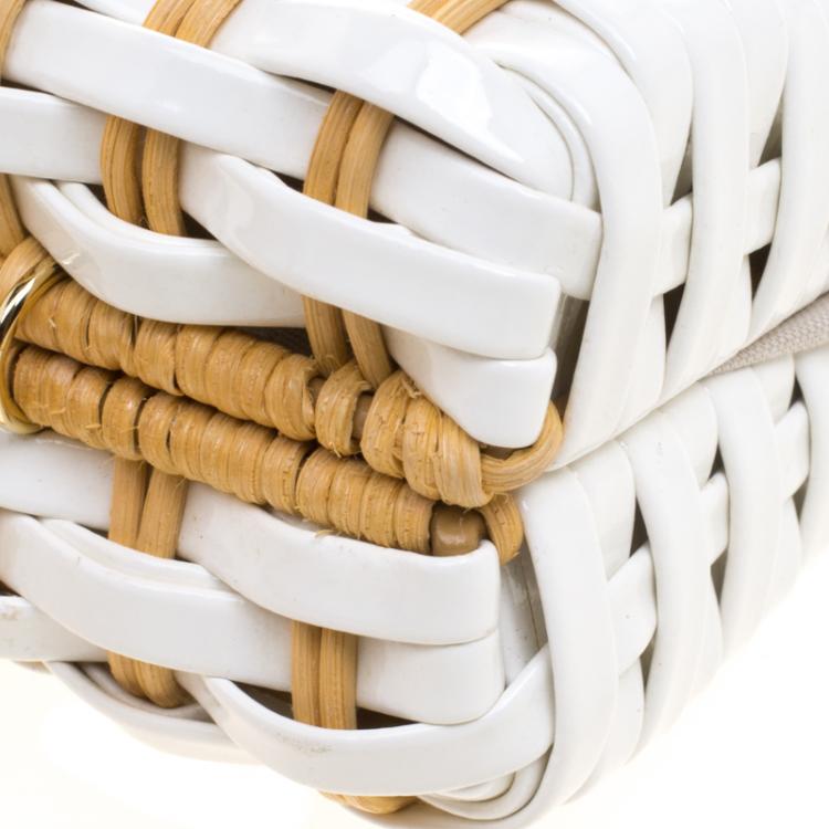 Pre Owned Tory Burch White/Brown Woven Patent Leather and Rattan Whicker Clutch