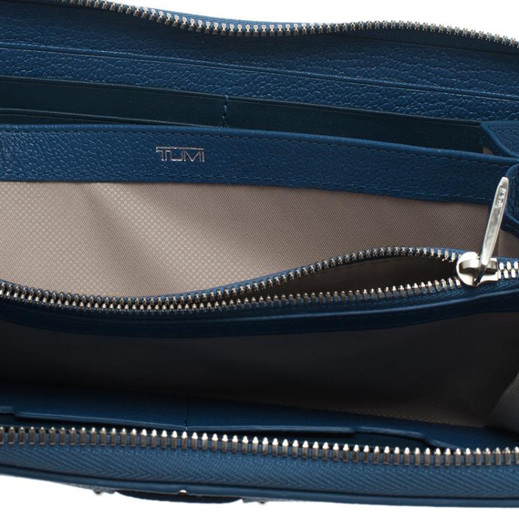Pre Owned Tumi Blue Leather Zip Around Wallet