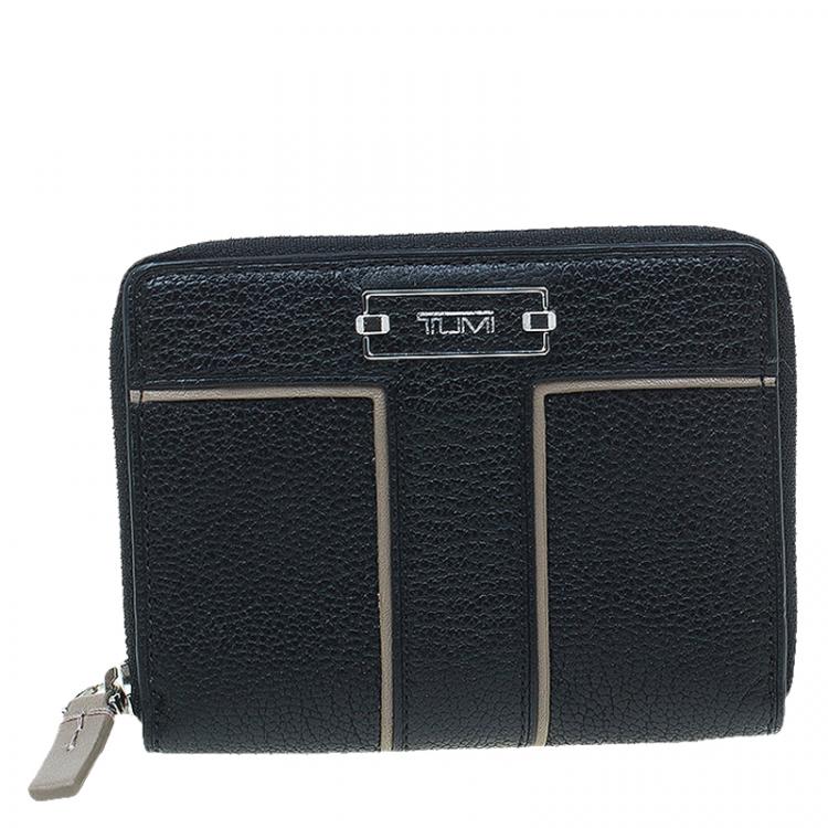 Pre Owned Tumi Black Leather Zip Around Wallet 