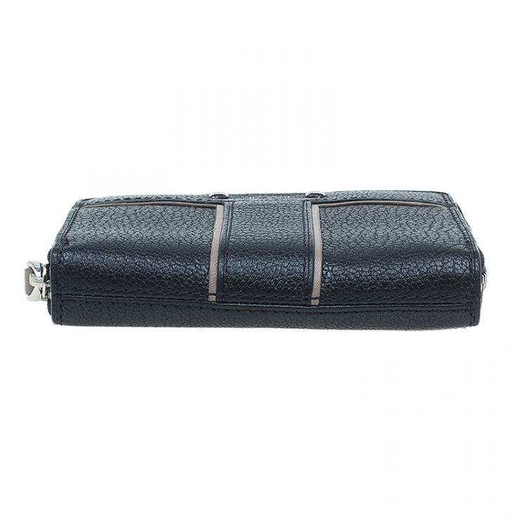 Pre Owned Tumi Black Leather Zip Around Wallet 