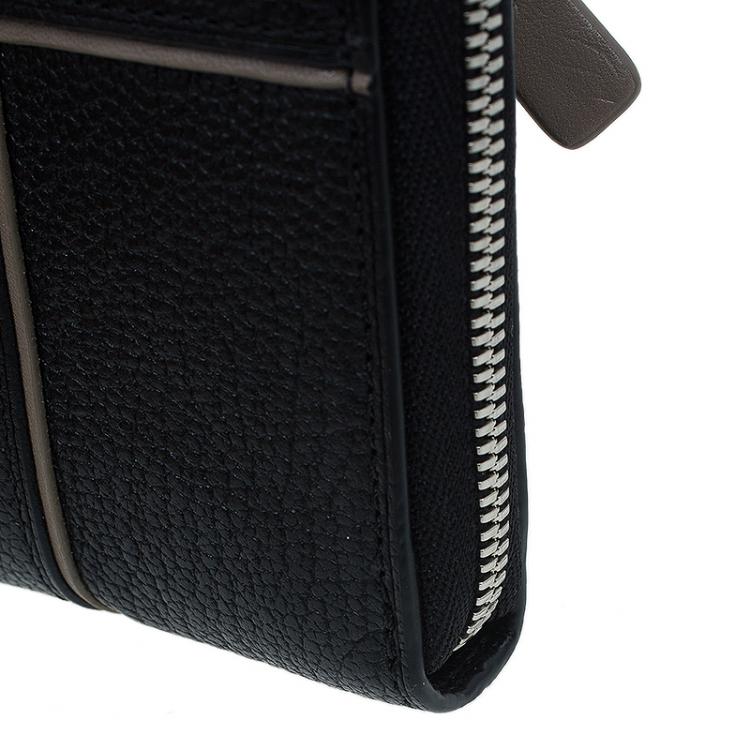 Pre Owned Tumi Black Leather Zip Around Wallet 