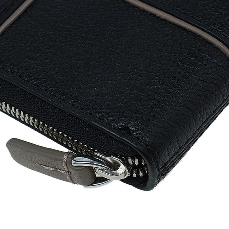 Pre Owned Tumi Black Leather Zip Around Wallet 