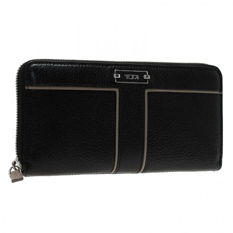 Pre Owned Tumi Black Leather Zip Around Wallet
