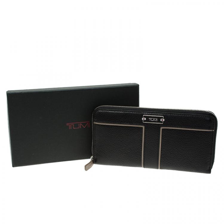 Pre Owned Tumi Black Leather Zip Around Wallet