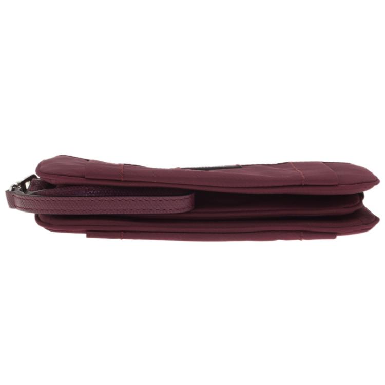 Pre Owned Tumi Burgundy Nylon Pouch 
