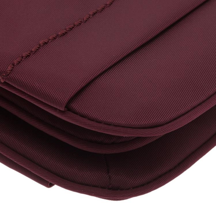 Pre Owned Tumi Burgundy Nylon Pouch 