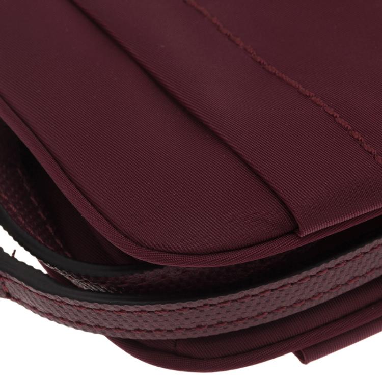 Pre Owned Tumi Burgundy Nylon Pouch 