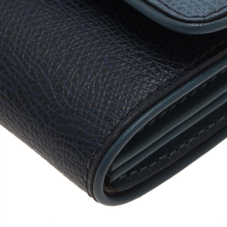Pre Owned Tumi Blue Leather Buckle Detail Continental Wallet