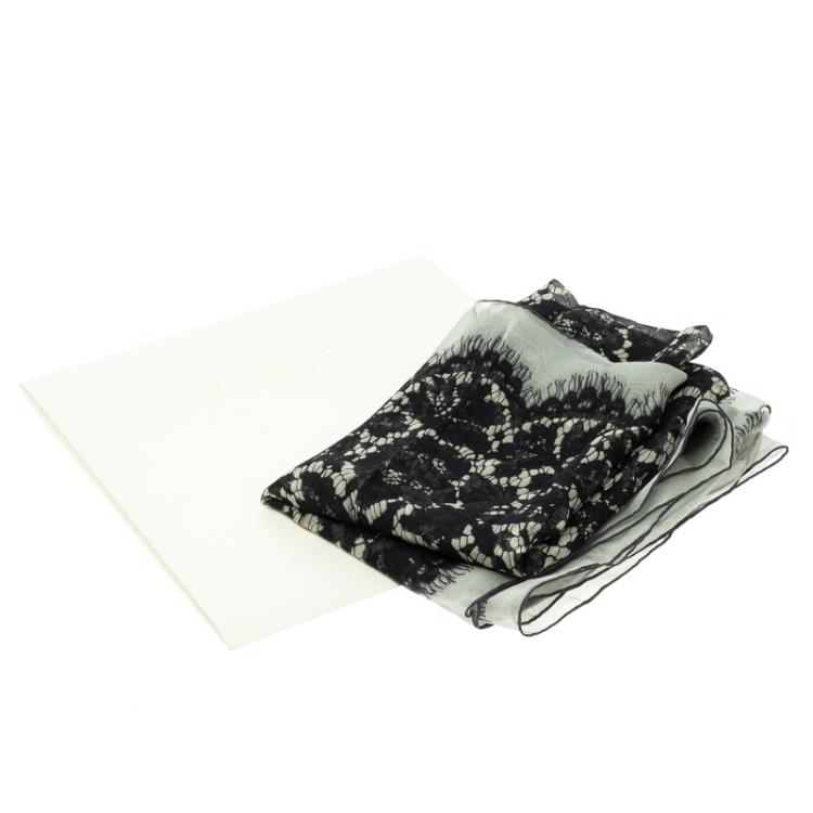 Pre Owned Valentino Monochrome Floral Lace Print Silk Stole