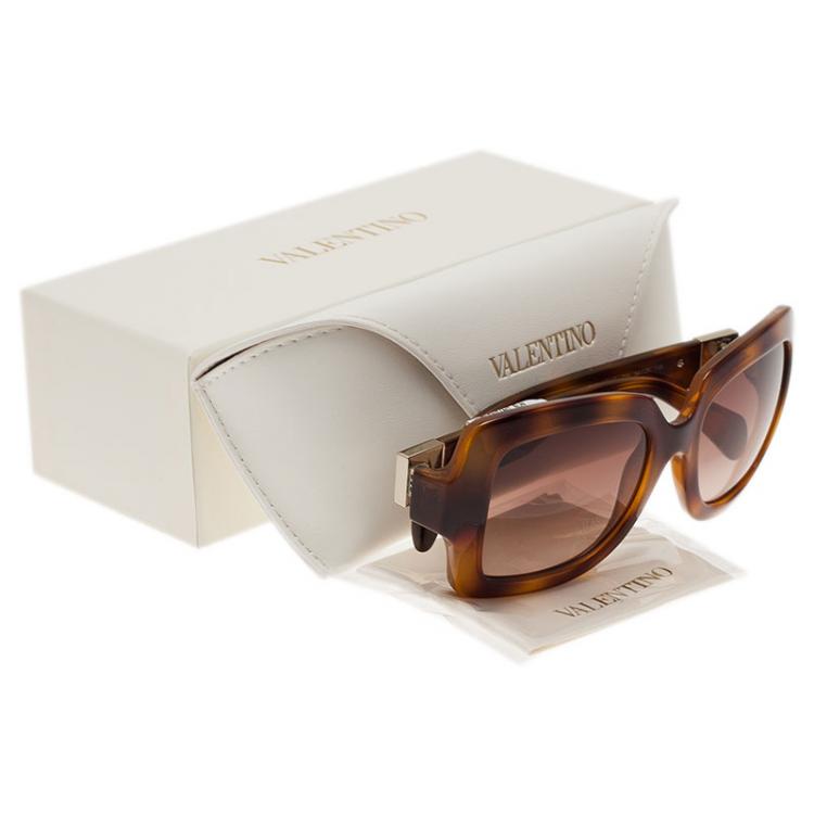 Pre Owned Valentino Tortoise Frame V714S Superstud Square Sunglasses