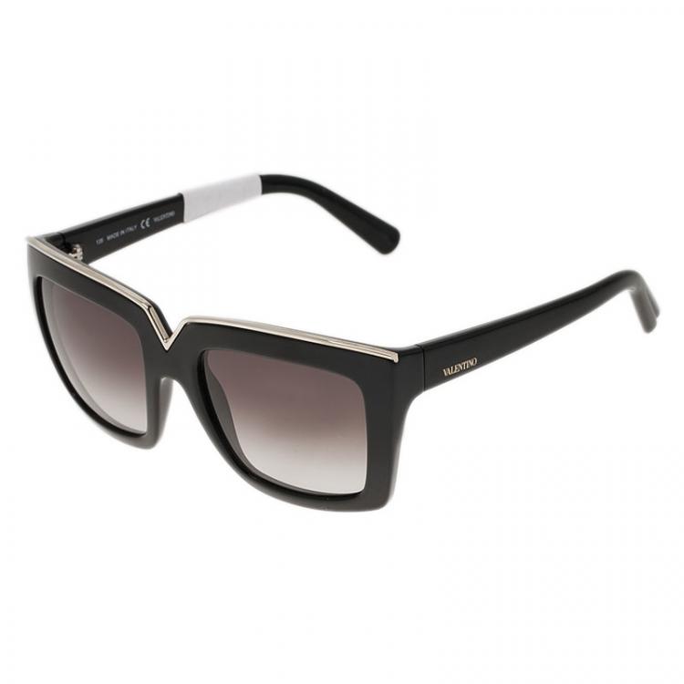 Pre Owned Valentino Tortoise 674S Square Sunglasses