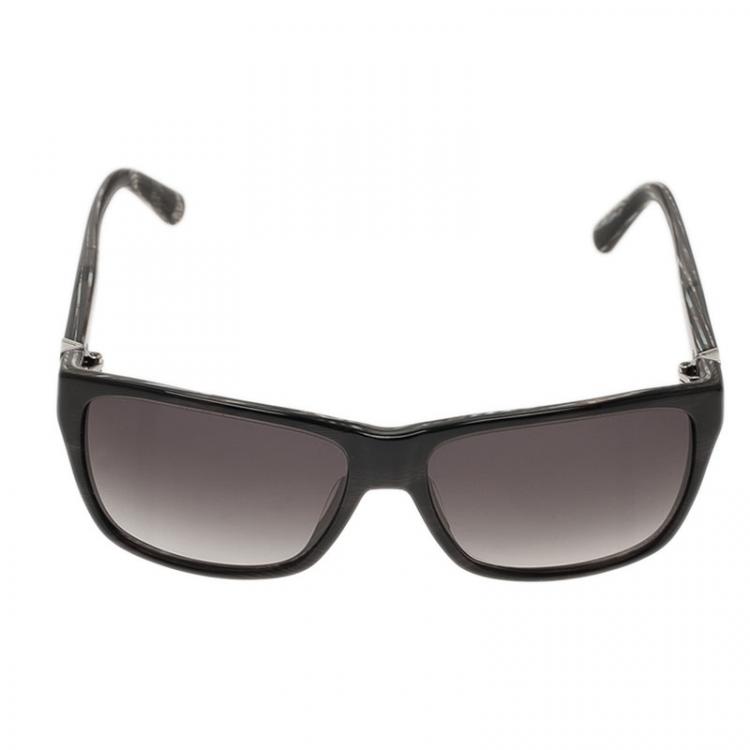 Pre Owned Valentino Black V629S Square Sunglasses