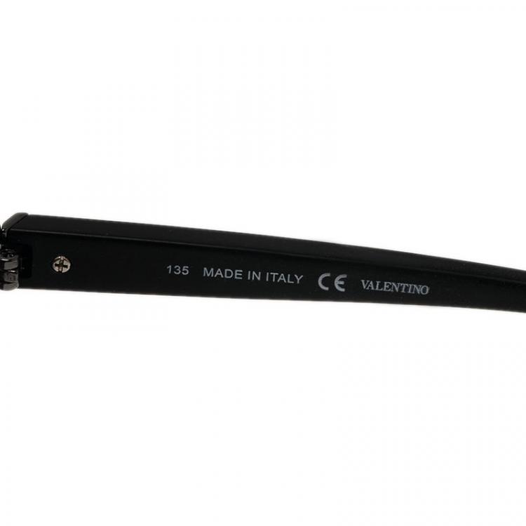 Pre Owned Valentino Black V630S Cat Eye Sunglasses