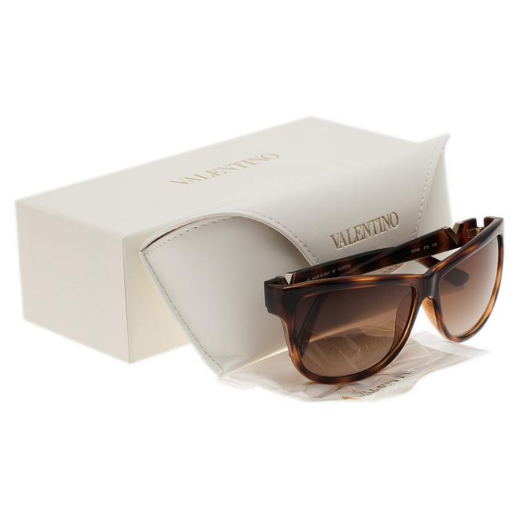 مملوكة مسبقًا Valentino Tortoise Frame V614S Cat Eye Sunglasses
