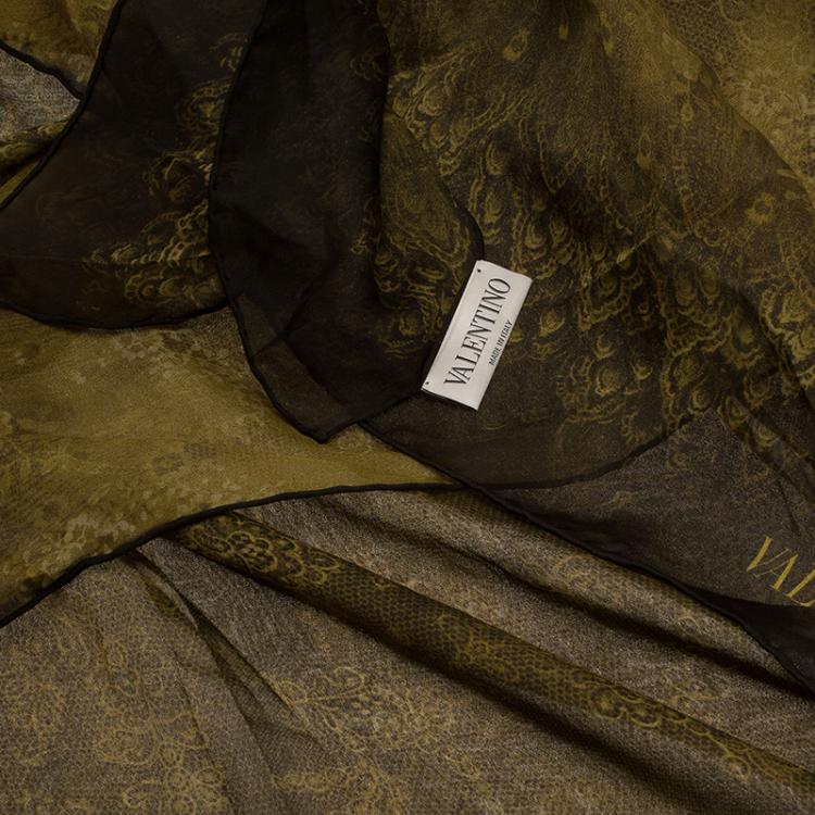 Pre Owned Valentino Green Printed Silk Stole