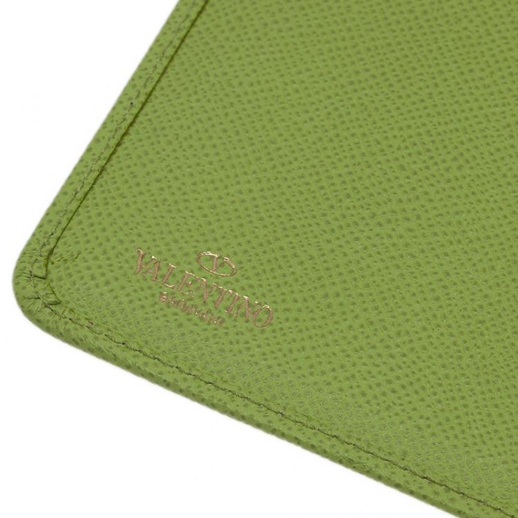 Pre Owned Valentino Green Leather iPad Case