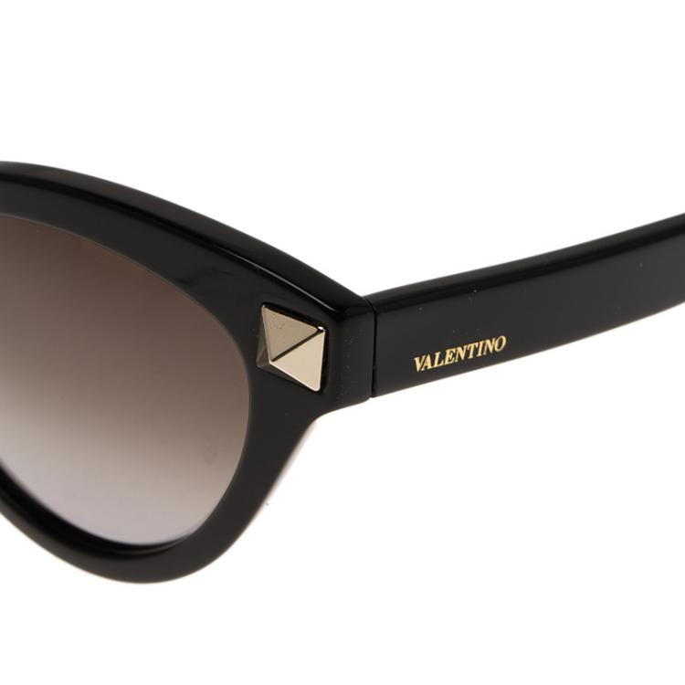 Pre Owned Valentino Black V657S Rockstud Cat Eye Sunglasses