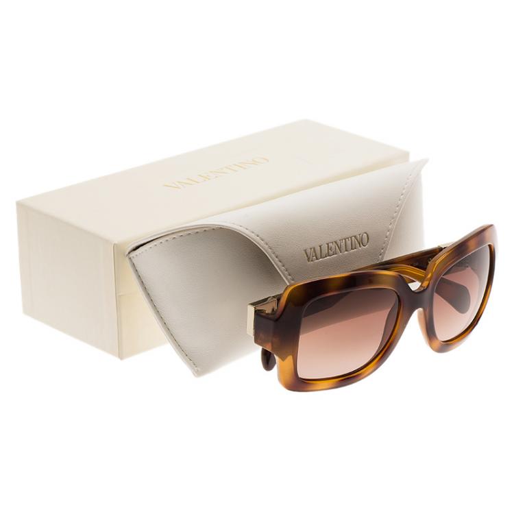 Pre Owned Valentino Tortoise Frame V714S Superstud Square Sunglasses